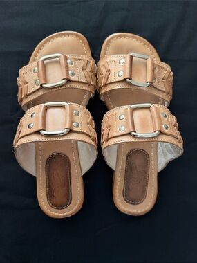Freebird Sage Women’s Tan Leather Slide Sandals with Buckle Detail